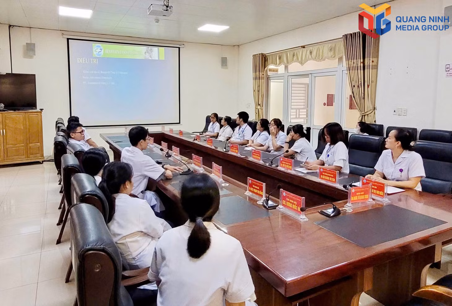 bqn_tr_bv-da-khoa-cam-pha.jpg