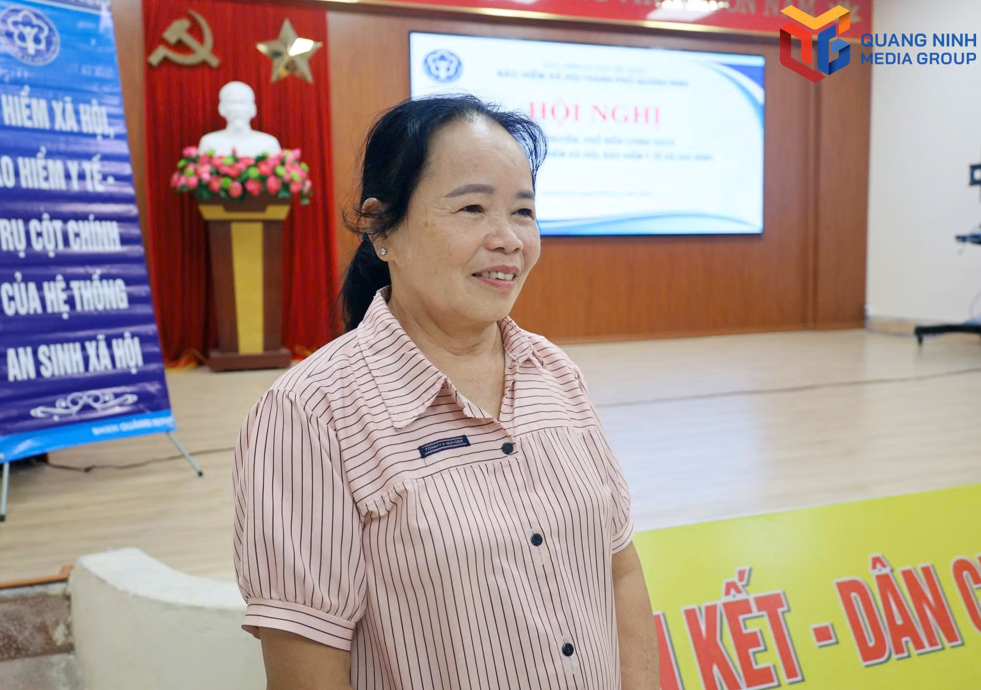 Bà Bùi Thị Luyến (thôn Quảng La 1, xã Quảng La) đã có nhiều năm tham gia BHXH tự nguyện, đánh giá cao các chính sách hỗ trợ, tạo thuận lợi cho người dân tham gia và thụ hưởng chính sách BHXH.