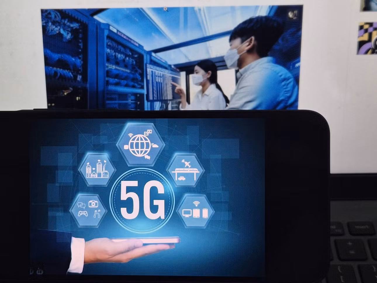 Mạng 5G đang phát triển mạnh mẽ trên thế giới, nhưng đến năm 2030, nhiều khả năng mạng 6G sẽ trở nên phổ biến. Ảnh: Phan Anh