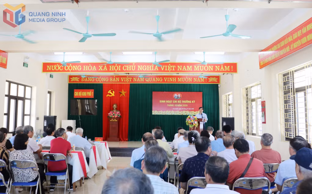 Quang cảnh buổi sinh hoạt.