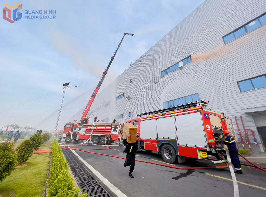 Chương trình thực tập phương án chữa cháy và cứu nạn cứu hộ tại KCN Đông Mai.