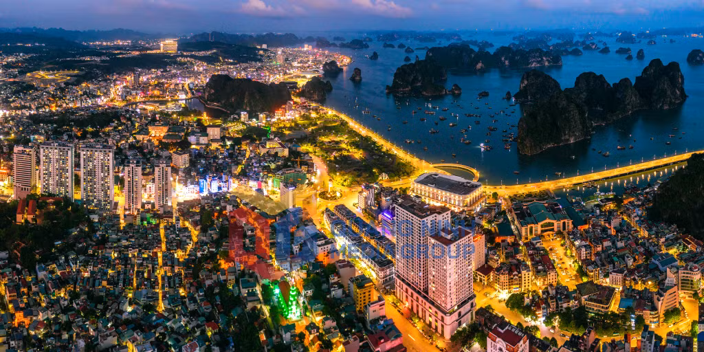 Phường Hòn Gai. Ảnh: Nguyễn Đức Thành