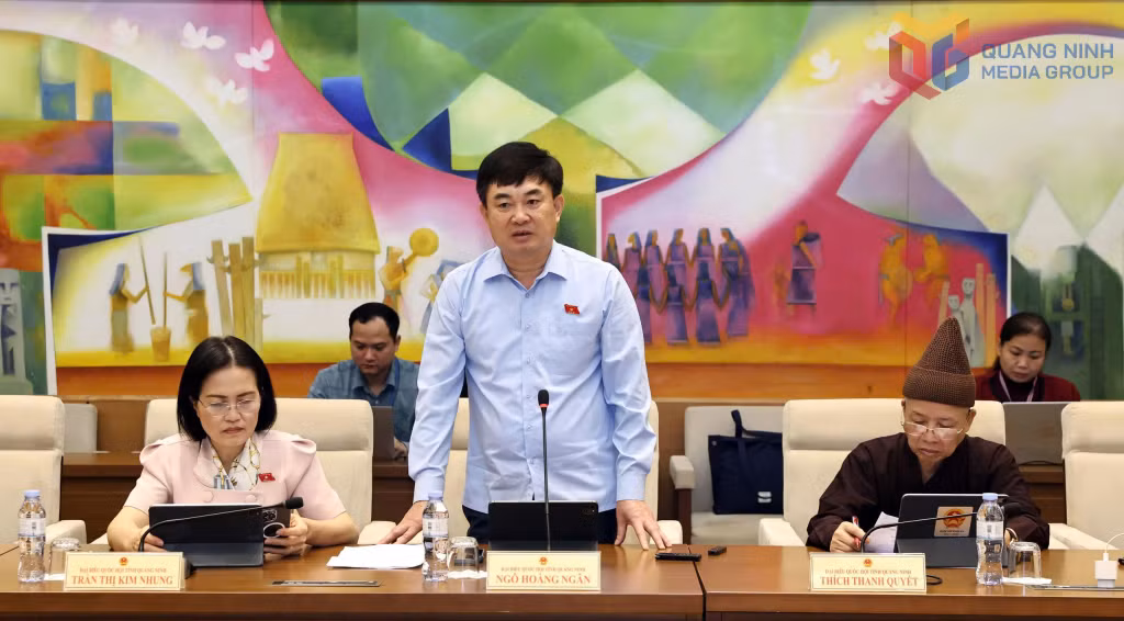 Bí thư Đảng ủy, Chủ tịch Hội đồng thành viên Tập đoàn Công nghiệp Than - Khoáng sản Việt Nam, ĐBQH tỉnh Quảng Ninh Ngô Hoàng Ngân tham gia vào nội dung dự thảo Luật Phá sản (sửa đổi).
