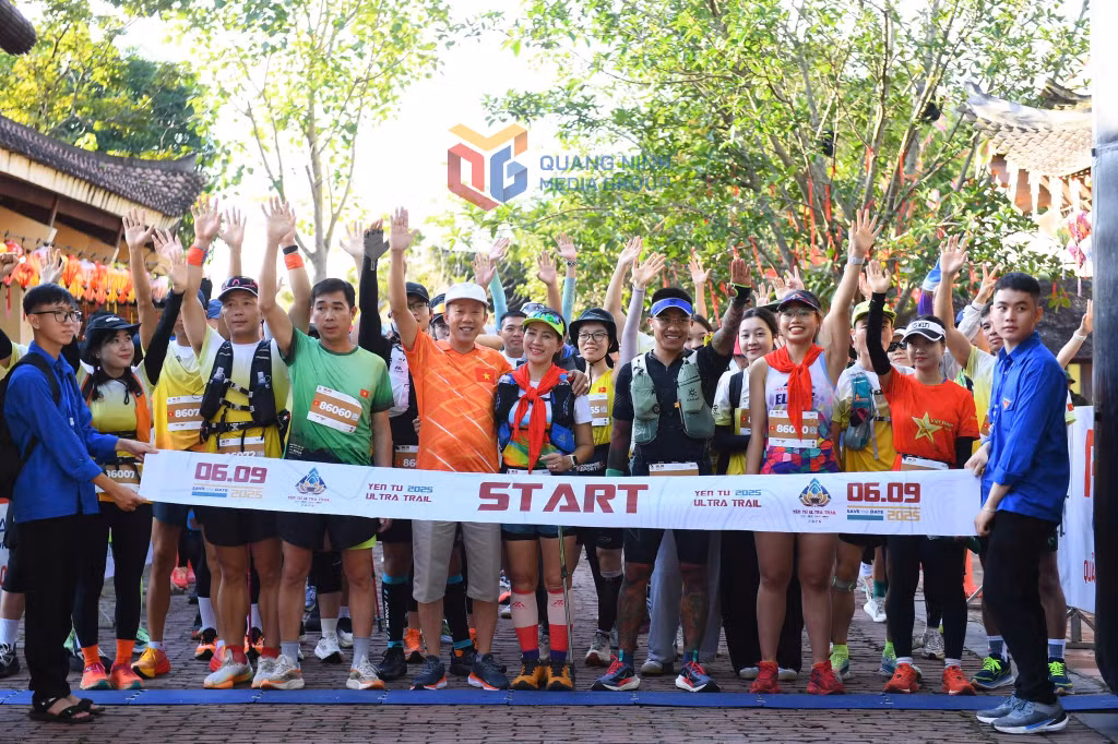 Các vận động viên tham gia giải chạy Ultra Trail Yên Tử 