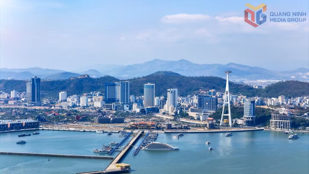 Quảng Ninh ngày nay có tỷ lệ đô thị hóa đạt trên 87%, cao gấp 2 lần bình quân chung của cả nước