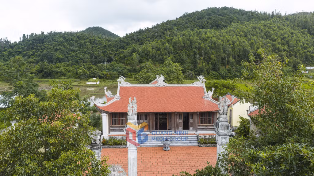 Đình Ngọc Vừng – điểm đến tâm linh gắn liền với đời sống văn hóa, tín ngưỡng của cư dân đảo.
