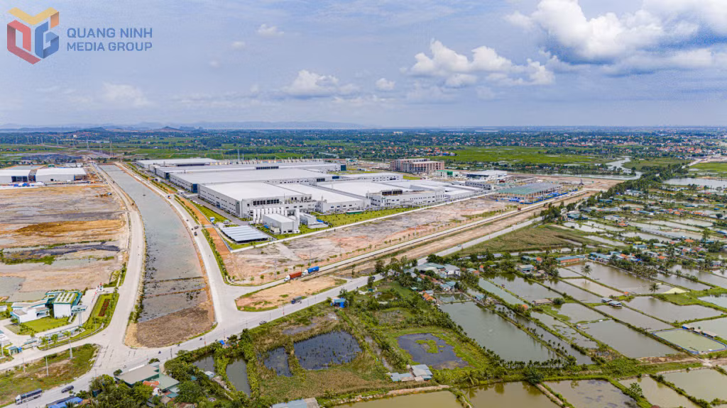 KCN Sông Khoai là một trong những KCN được đầu tư bài bản, đồng bộ và hiện đại về hạ tầng, đã, đang và sẽ đón nhiều nhà đầu tư FDI chất lượng cao vào đầu tư sản xuất, kinh doanh.