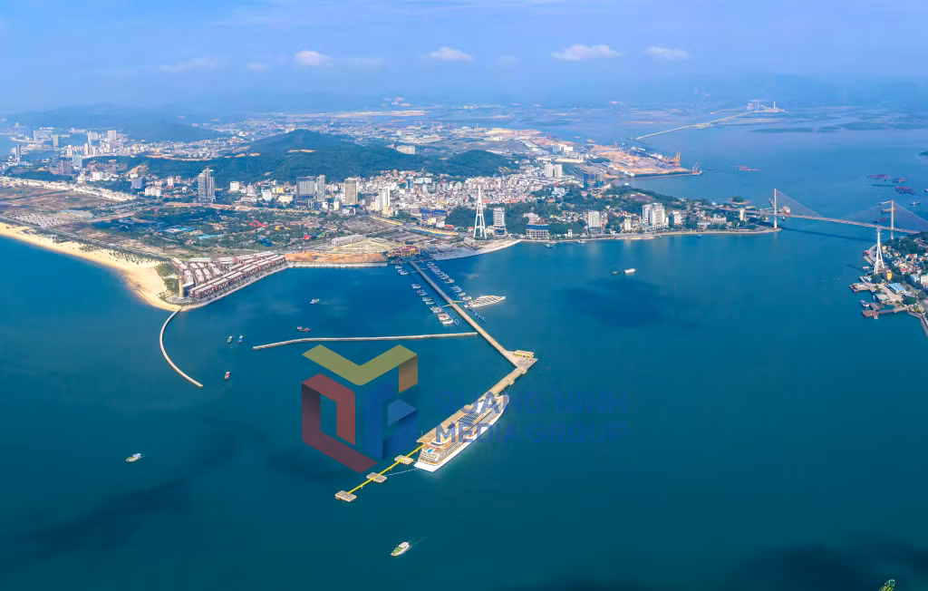 2023-12_TP Hạ Long. Ảnh: Hùng Sơn