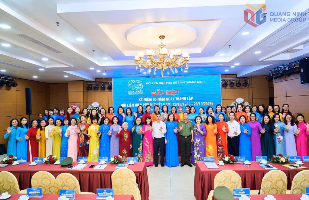 Gặp mặt kỷ niệm 95 năm Ngày thành lập Hội LHPN Việt Nam 20/10 (1930-2025). Ảnh: Nguyễn Hoa