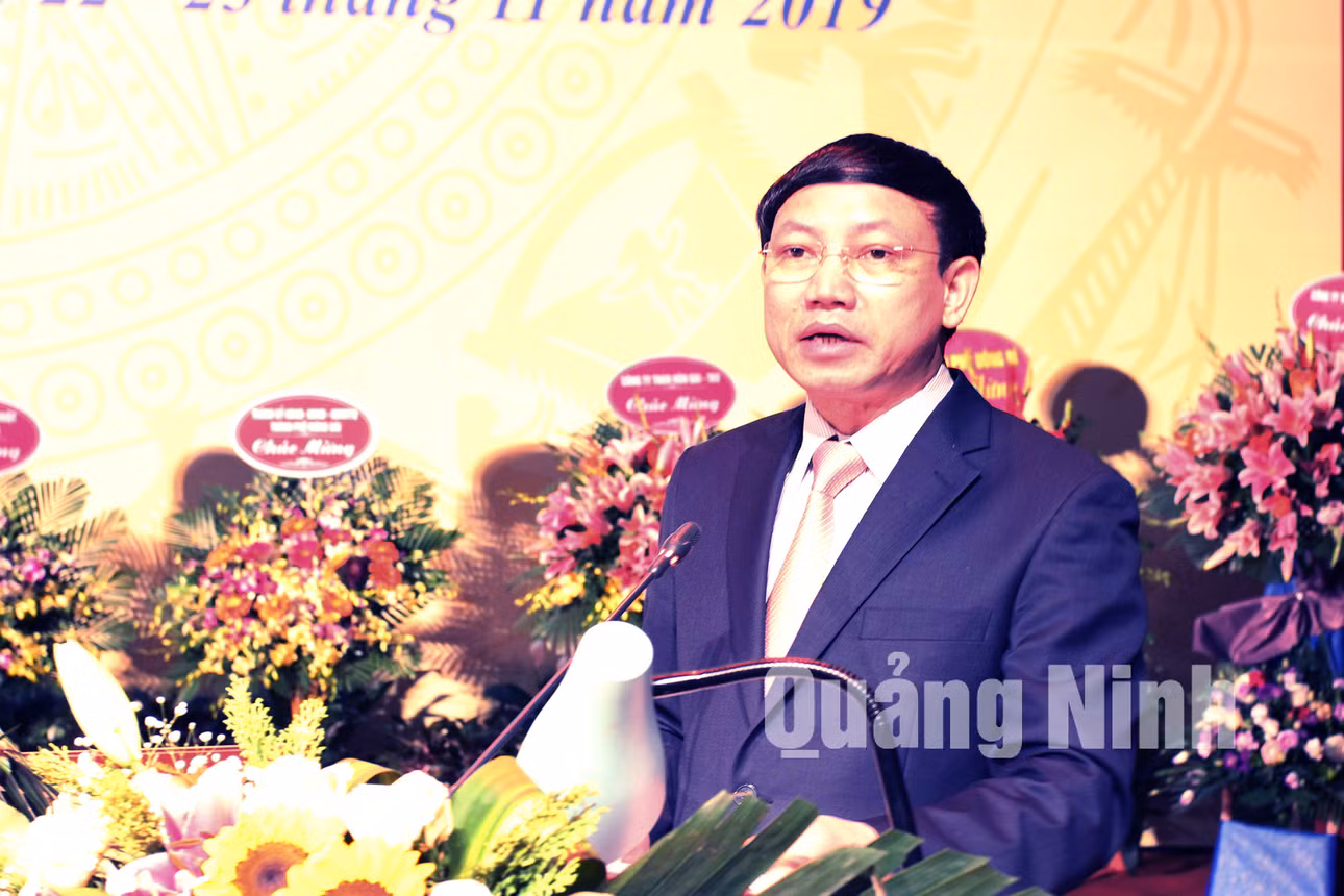 Đồng chí Nguyễn Xuân Ký, Bí thư Tỉnh ủy, Chủ tịch HĐND tỉnh, phát biểu tại Đại hội (11-2019). Ảnh: Phạm Học