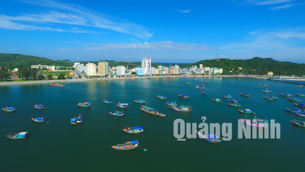 Huyện Cô Tô (7-2017). Ảnh: Trần Hưng (CTV).