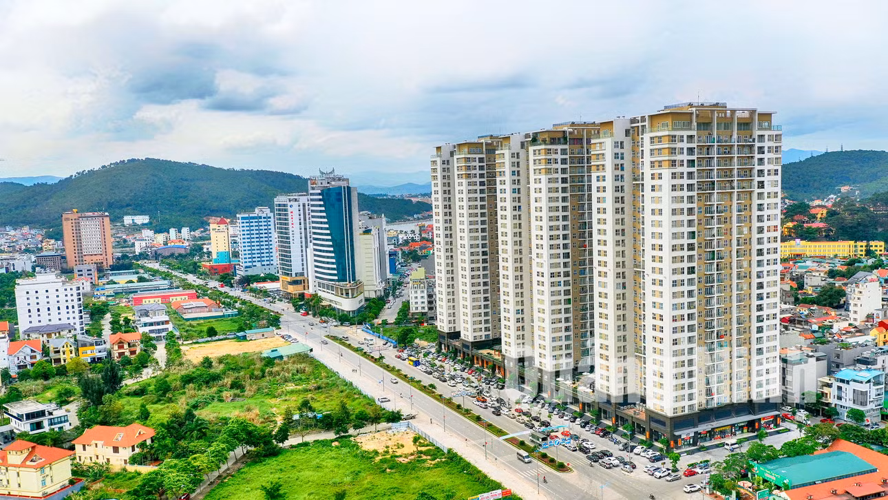 Khu đô thị Hùng Thắng (11-2019). Ảnh: Hùng Sơn