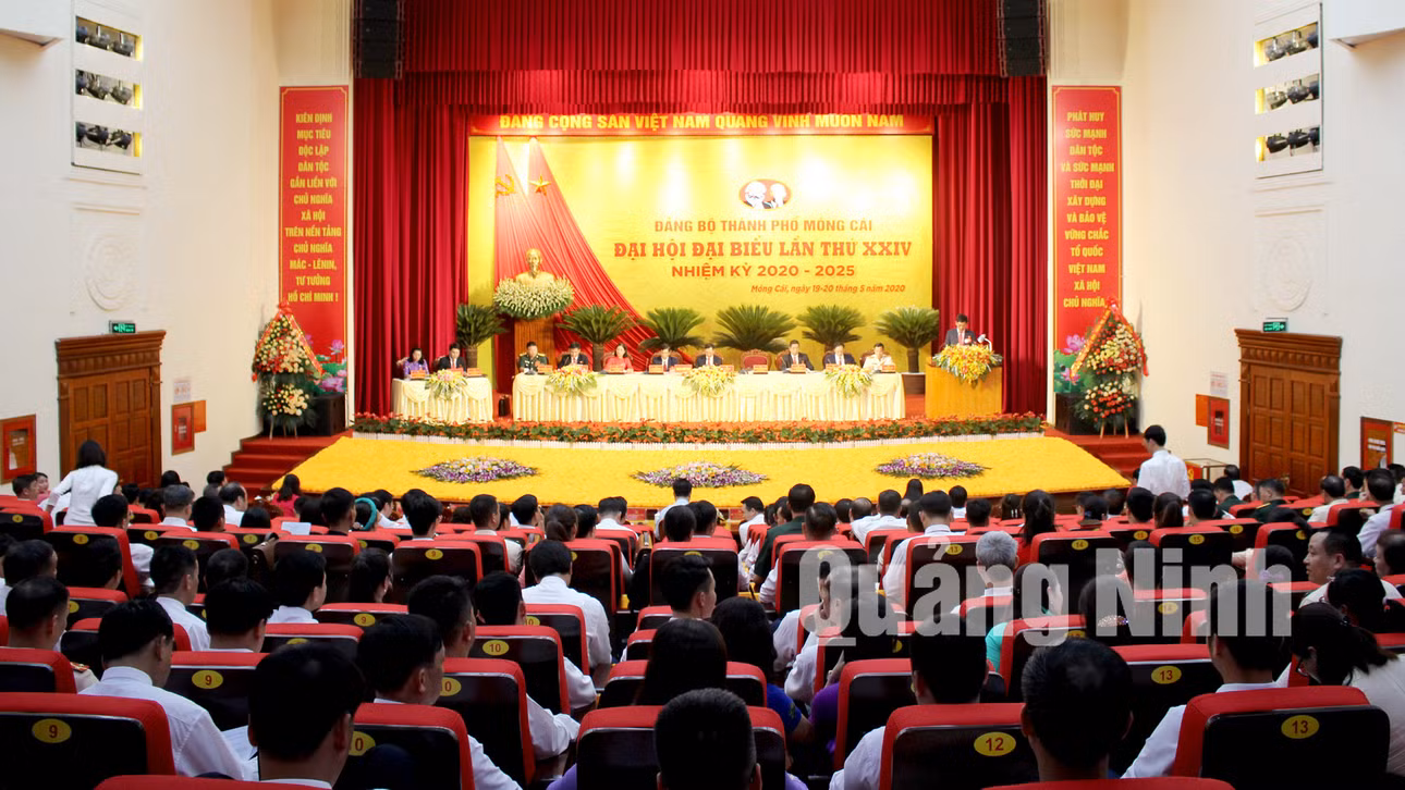 Đại hội Đại biểu Đảng bộ TP Móng Cái lần thứ XXIV thành công tốt đẹp (5-2020). Ảnh: Thu Chung