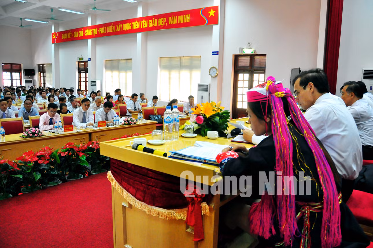 Đại hội tiếp tục làm việc