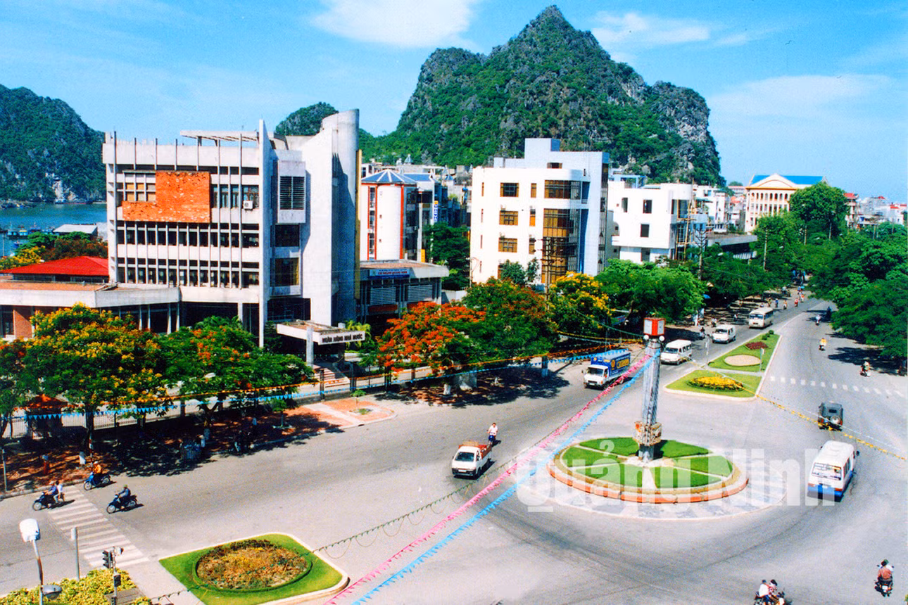 Ngã 3 Cột Đồng Hồ. Ảnh: Đỗ Phương