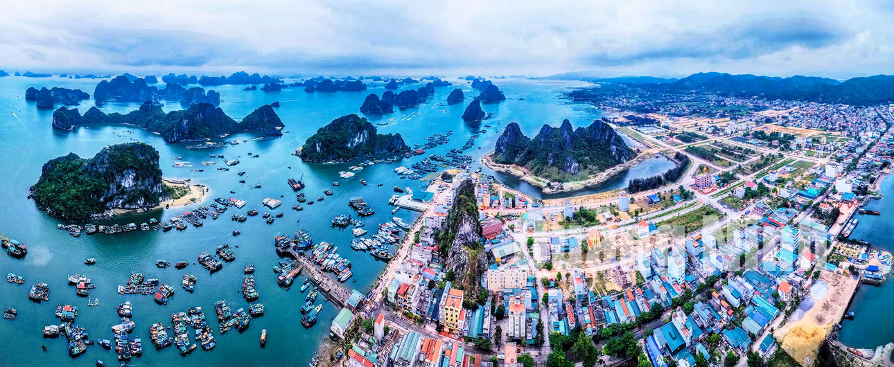 Phong cảnh huyện Vân Đồn. Ảnh: Thành Chung