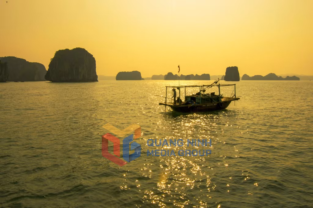 Kéo vàng kéo bạc. Ảnh: Dương Phương Đại