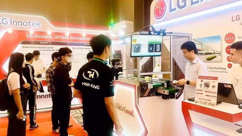 Giới thiệu công nghệ sản xuất hiện đại của Tập đoàn LG tại Hải Phòng.