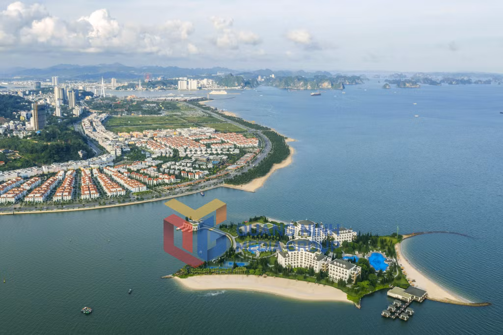 Đảo Rều thu hút với khu du lịch đẳng cấp (5-2025). Ảnh: PV