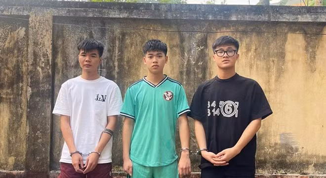 Công an tỉnh Tuyên Quang khởi tố, bắt tạm giam 3 đối tượng đánh bạc qua mạng internet. Ảnh: CATQ.