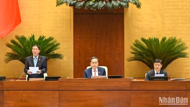Phó Chủ tịch Quốc hội Nguyễn Đức Hải điều hành phiên họp. (Ảnh: BÙI GIANG)