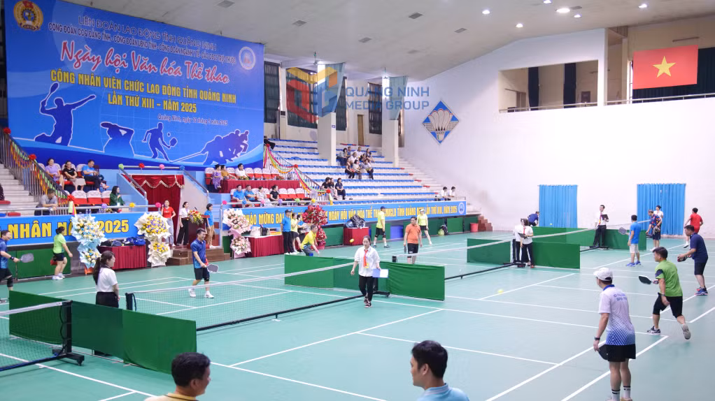 Các VĐV tham gia thi đấu nội dung Pickleball tại ngày hội