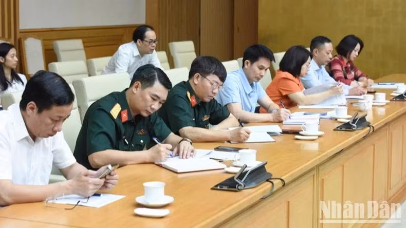 Các đại biểu tham dự cuộc họp. (Ảnh: TRẦN HẢI)