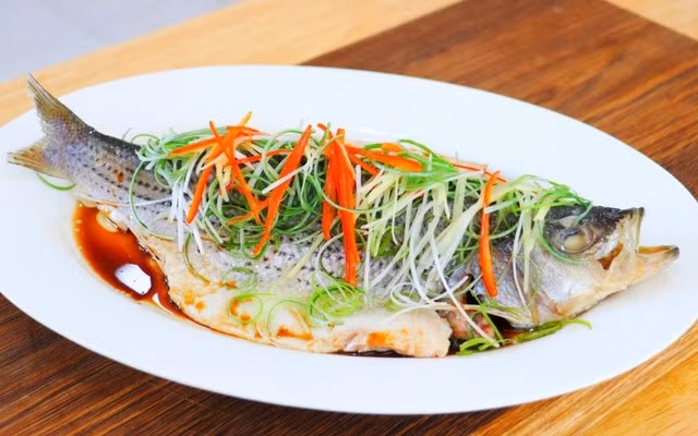 Ăn cá có nhiều lợi ích cho sức khỏe.