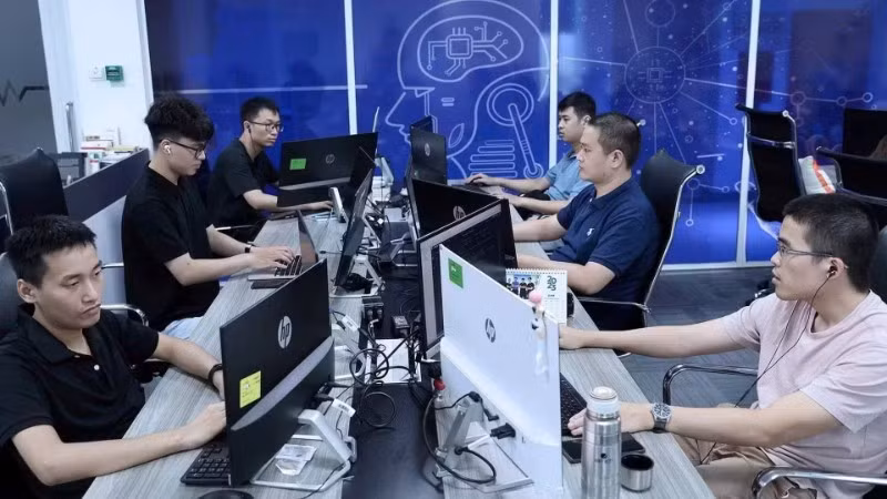 Đào tạo an ninh mạng tại CyRadar giúp doanh nghiệp nâng cao năng lực phòng thủ.