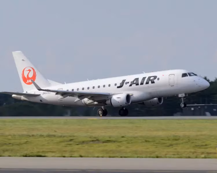 Japan Airlines - là một trong những hãng hàng không nội địa lớn nhất Nhật Bản. Nguồn: Traveloka