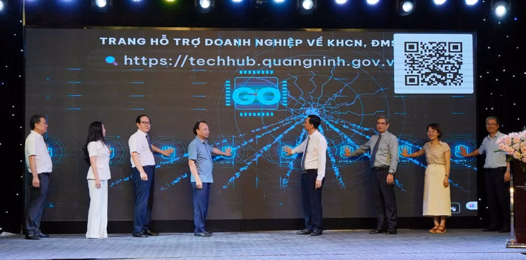 ra mắt Cổng hỗ trợ doanh nghiệp về khoa học công nghệ, đổi mới sáng tạo và chuyển đổi số tại techhub.quangninh.gov.vn.