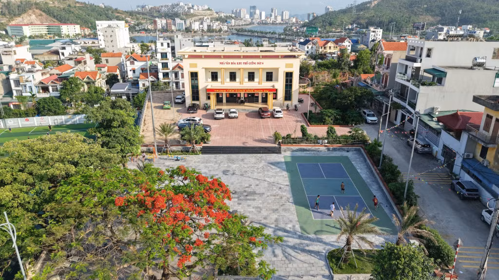Dự án Cải tạo hạ tầng kỹ thuật khu vực Nhà văn hóa Khu phố Giếng Đáy 6 tạo điểm nhấn cho không gian đô thị trung tâm.