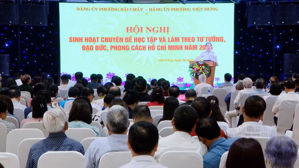 Quang cảnh hội nghị.