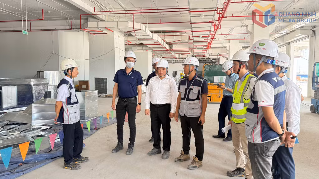 Đoàn công tác khảo sát công tác an toàn, vệ sinh lao động tại Công ty TNHH 