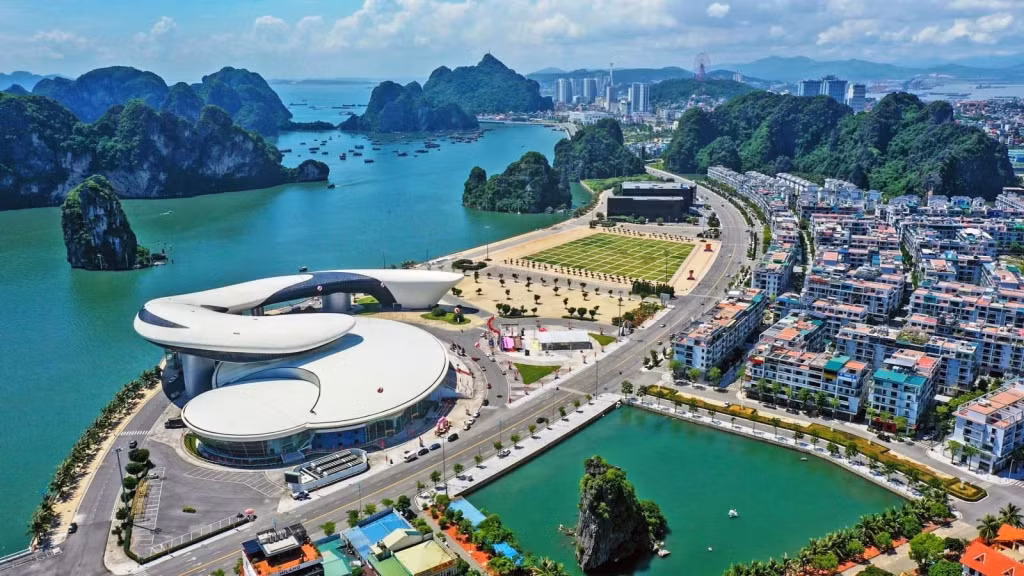 Quảng Ninh đang trên lộ trình xây dựng không gian đô thị tổng thể, đồng bộ, hiện đại, đáp ứng yêu cầu phát triển trong giai đoạn mới.