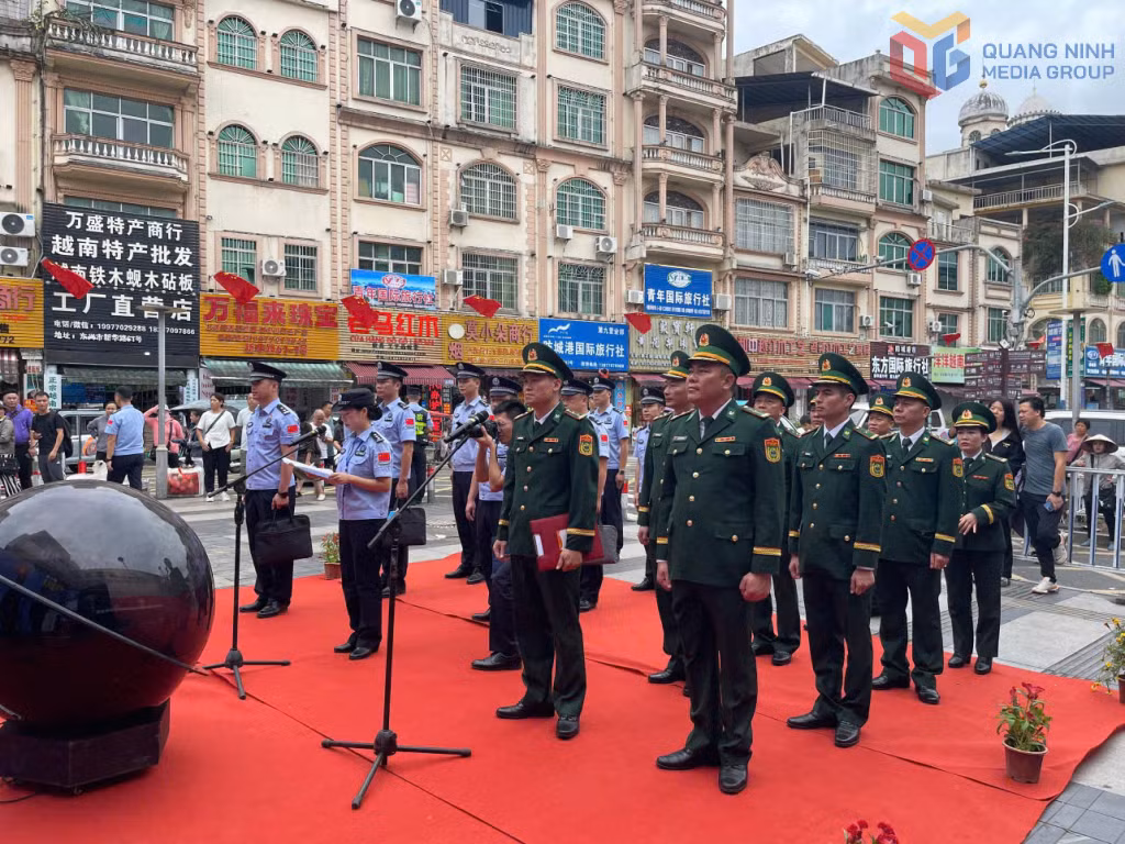Phối hợp với Chi đội quản lý bảo vệ biên giới TP Phòng Thành cảng tuyên truyền pháp luật
