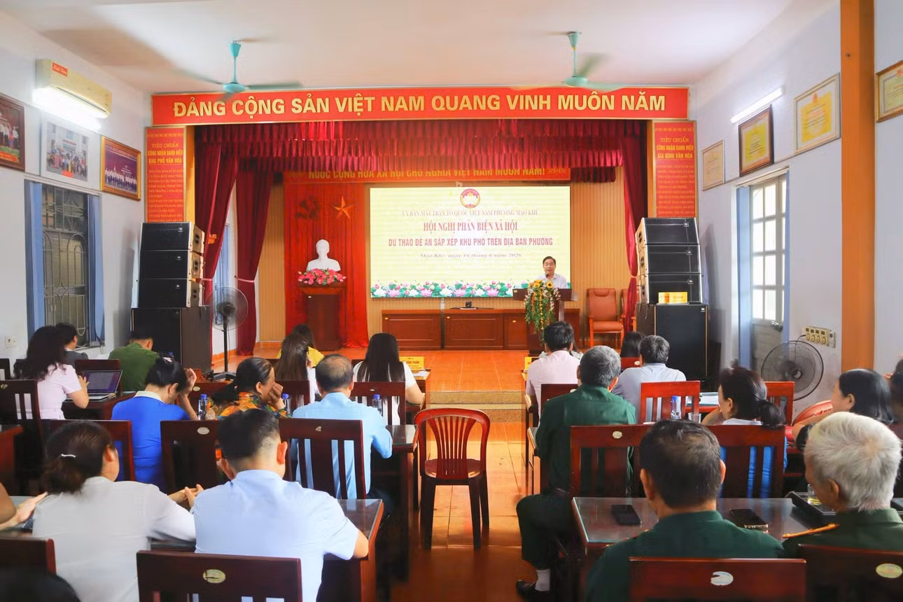Phường Mạo Khê tổ chức hội nghị phản biện xã hội đối với Dự thảo Đề án sắp xếp khu phố trên địa bàn phường. Ảnh: Phường Mạo Khê cung cấp