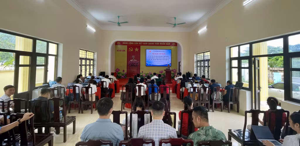 Quang cảnh lớp tập huấn.