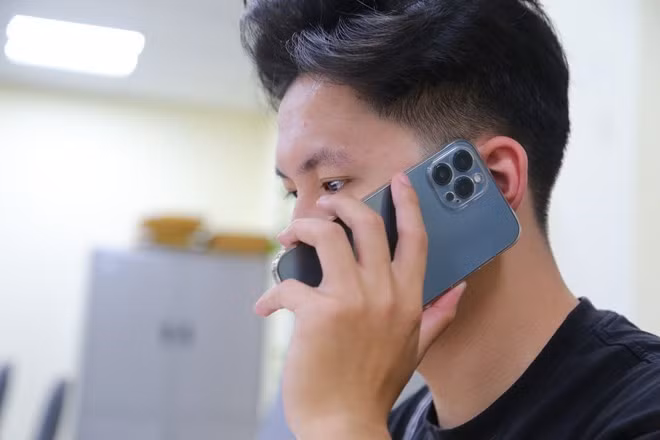 Người dân có thể kiểm tra các số điện thoại đang đứng tên mình ngay trên ứng dụng VNeID. Ảnh: Khánh An