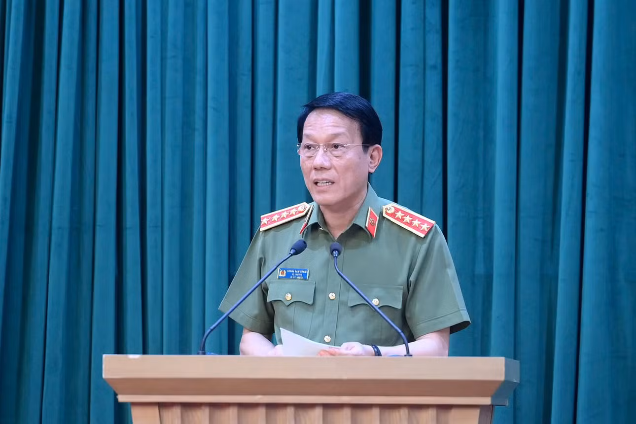 Đại tướng Lương Tam Quang, Ủy viên Bộ Chính trị, Bí thư Đảng ủy Công an Trung ương, Bộ trưởng Công an, phát biểu tại hội nghị. (Ảnh: ĐĂNG KHOA)