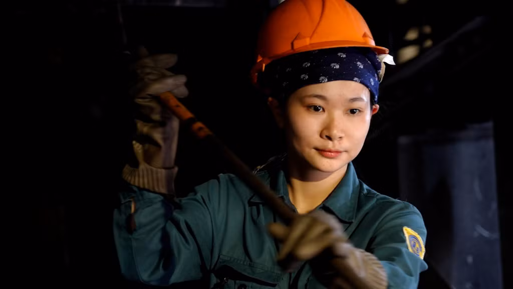 Thế hệ nữ công nhân hôm nay vẫn đang tiếp nối truyền thống của đơn vị.