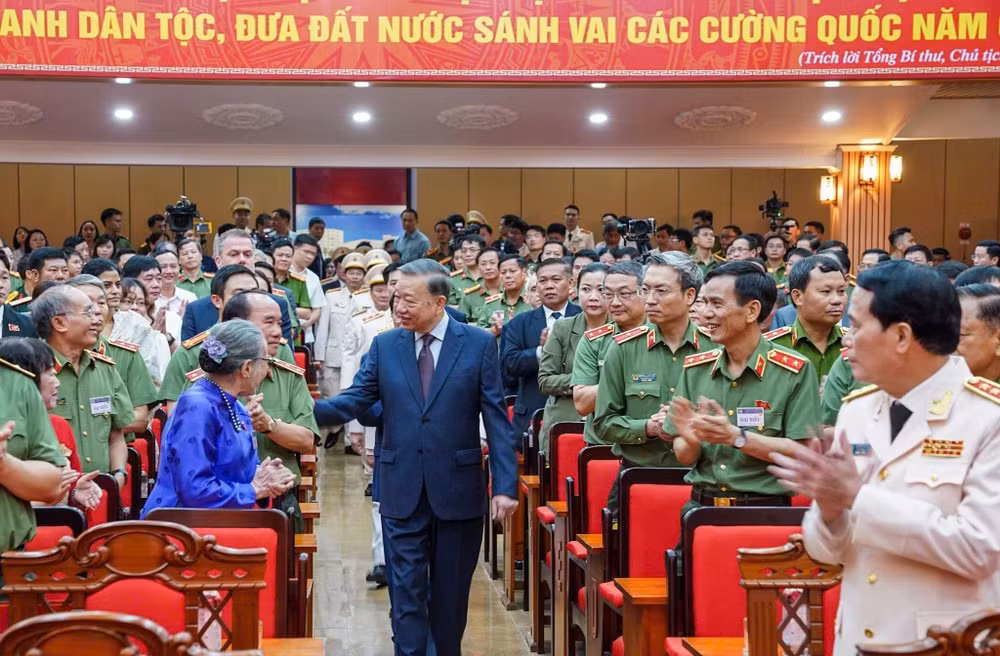 Tổng Bí thư, Chủ tịch nước Tô Lâm tới dự Lễ kỷ niệm 80 năm Ngày truyền thống Học viện An ninh nhân dân. (Ảnh:MINH CHÍNH)