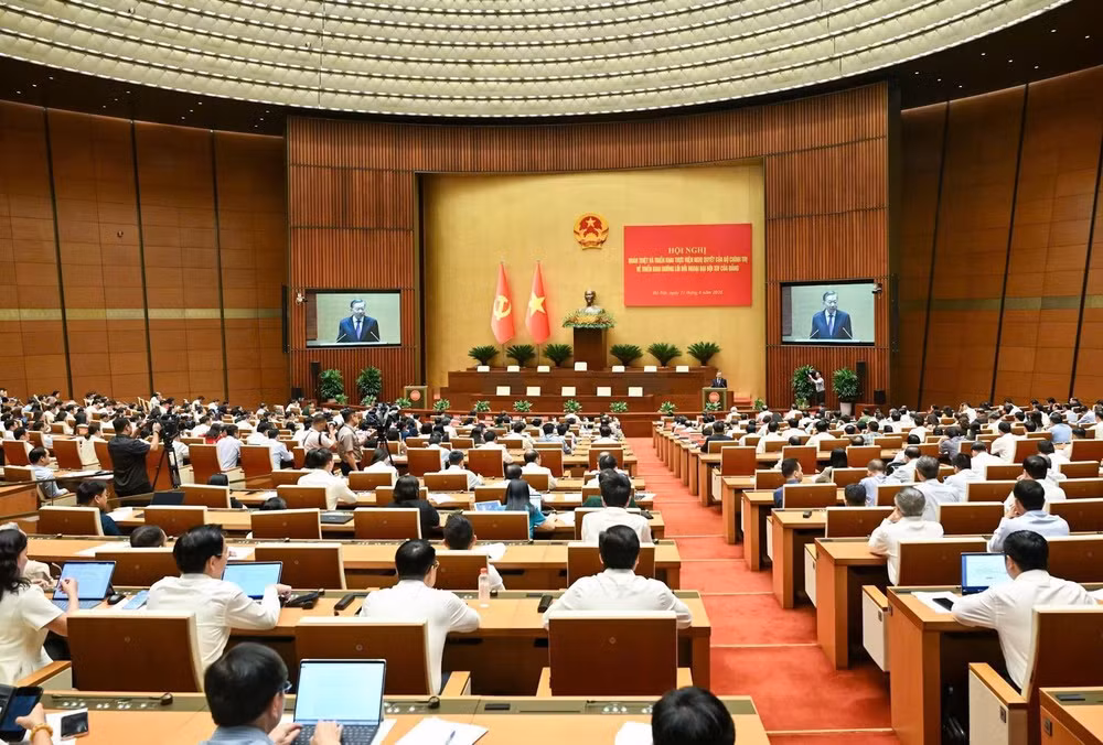 Quang cảnh Hội nghị quán triệt và triển khai thực hiện Nghị quyết của Bộ Chính trị về triển khai đường lối đối ngoại Đại hội XIV của Đảng. (Ảnh: DUY LINH)