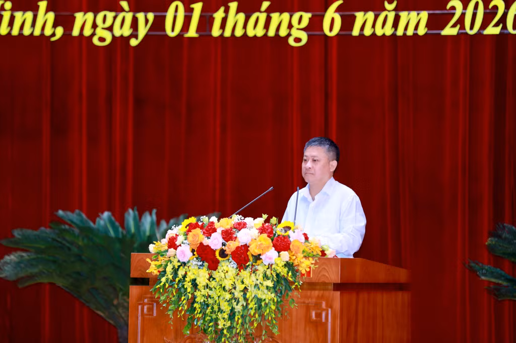 Đồng chí Ngô Quang Hưng, Chánh Văn phòng HĐND tỉnh