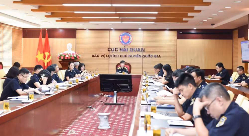 Hội nghị tập huấn triển khai Nghị định số 153/2026/NĐ-CP được tổ chức tại trụ sở Cục Hải quan ngày 25/6.