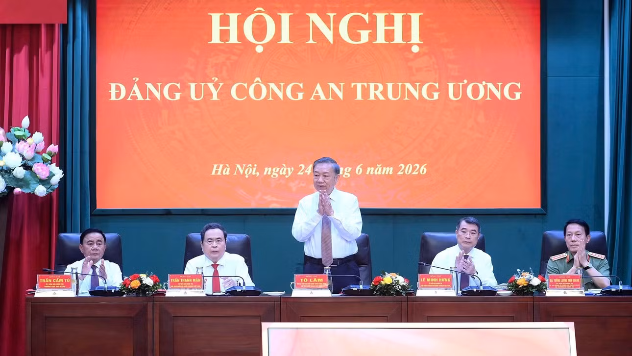 Tổng Bí thư, Chủ tịch nước Tô Lâm và các đồng chí lãnh đạo Đảng, Nhà nước dự Hội nghị Đảng ủy Công an Trung ương. (Ảnh: ĐĂNG KHOA)