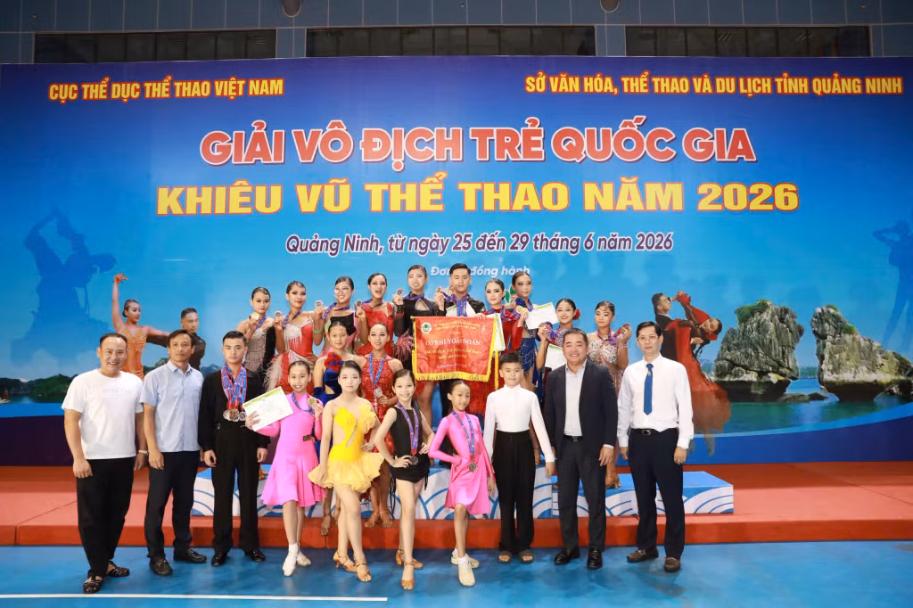 ... đoàn Quảng Ninh đã vượt chỉ tiêu đề ra, xuất sắc xếp Nhì toàn đoàn.