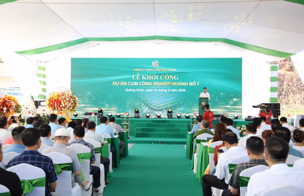 Quang cảnh buổi lễ.