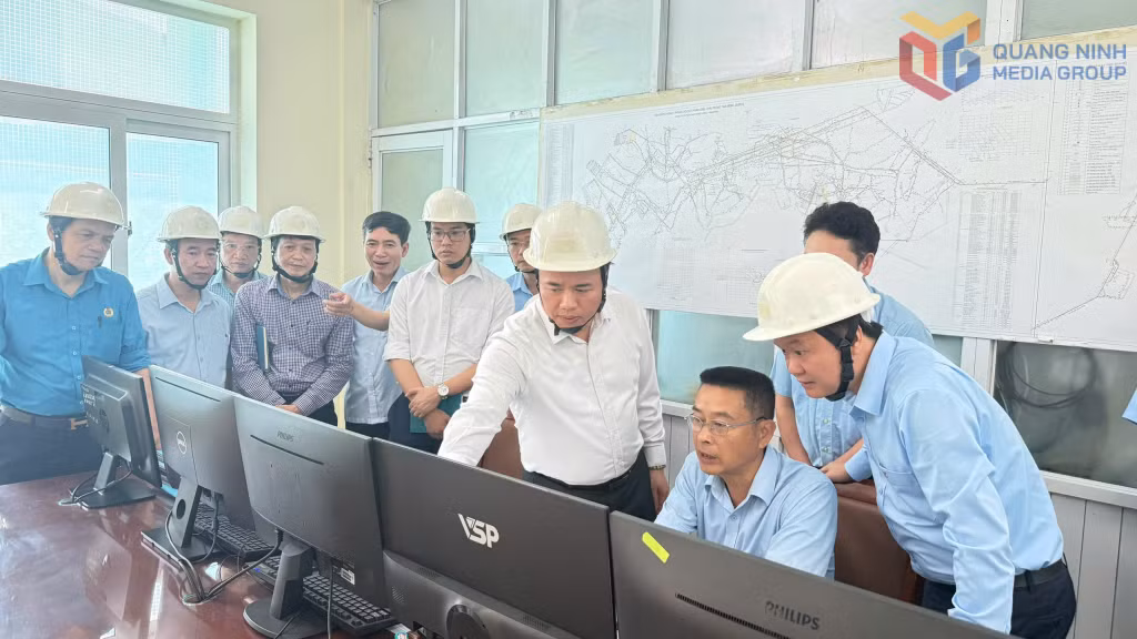 Đoàn công tác Hội đồng ATVSLĐ tỉnh khảo sát, nắm tình hình công tác ATVSLĐ tại Công ty CP Than Mông Dương.