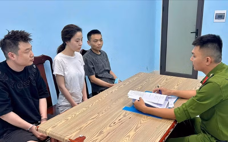 Công an triệt phá đường dây ma túy phục vụ khách nước ngoài ở Đà Nẵng. Ảnh: CACC